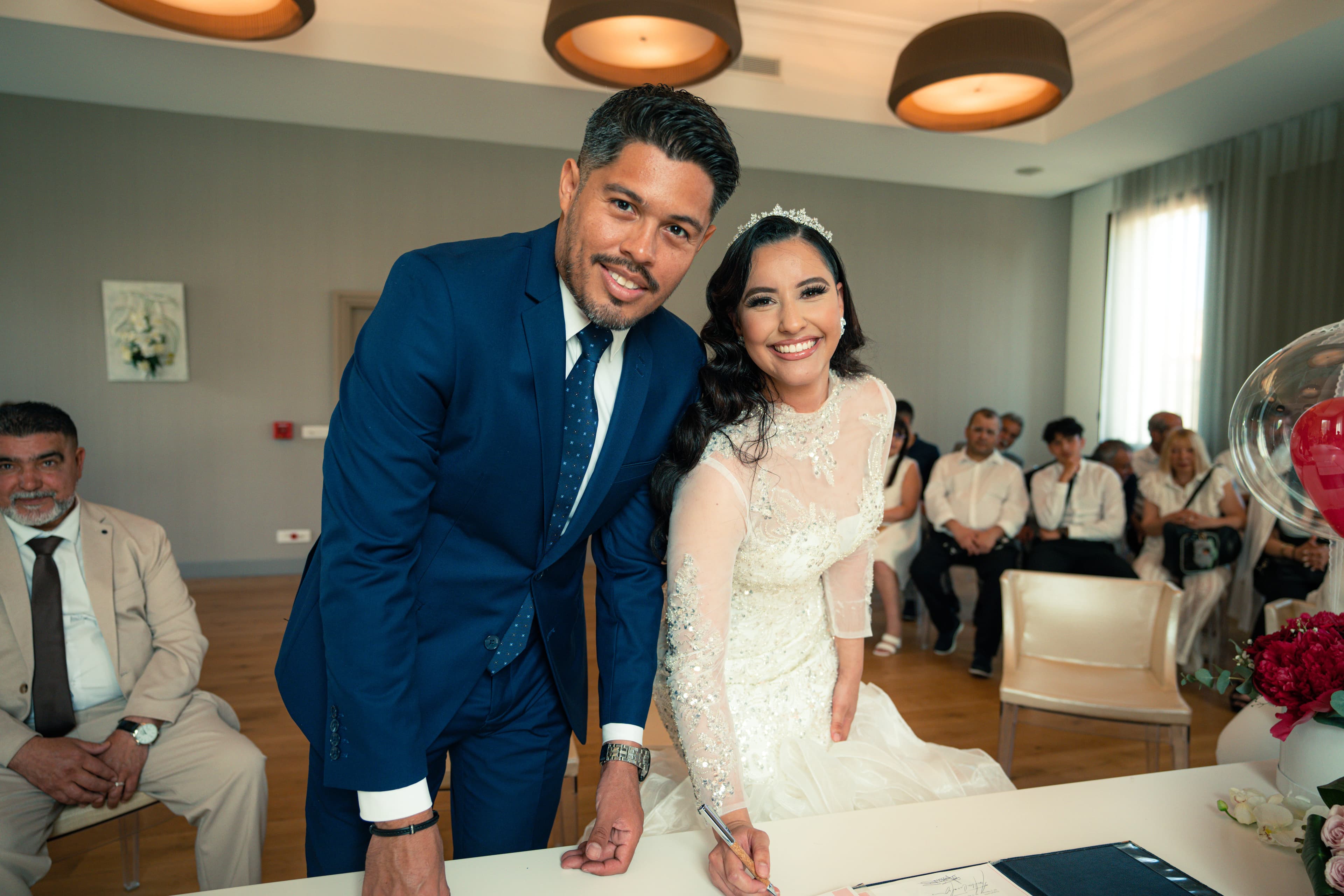 Moment de bonheur entre mariés